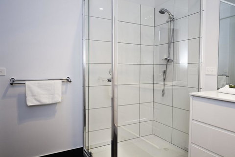 2 Minutes By Bike - Bright, VIC - Sunshine Coast Tourism 3