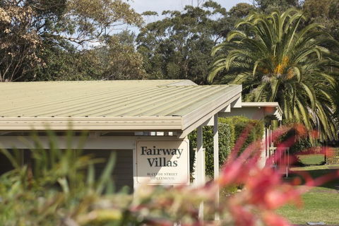 2/81 Clyde St - Villa De Golf At Mollymook - Sunshine Coast Tourism 3