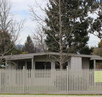 20 Toorak Rd Bright - Sunshine Coast Tourism