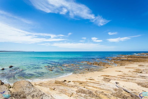 22 Dulling Street - Beach House - Sunshine Coast Tourism 2