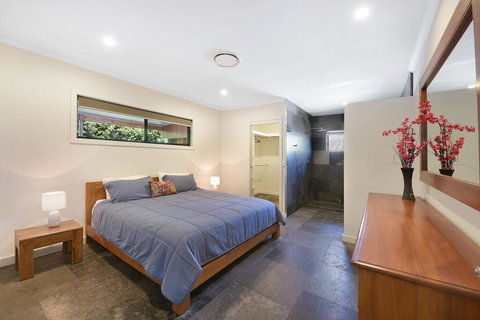 250 David Low Way, Peregian Beach - Sunshine Coast Tourism 2