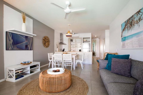 Beach Club Port Douglas 3 Bedroom Penthouse - Sunshine Coast Tourism 3