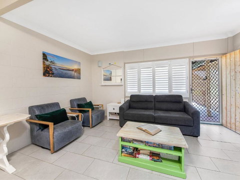 Beach Dayz - Sunshine Coast Tourism 3