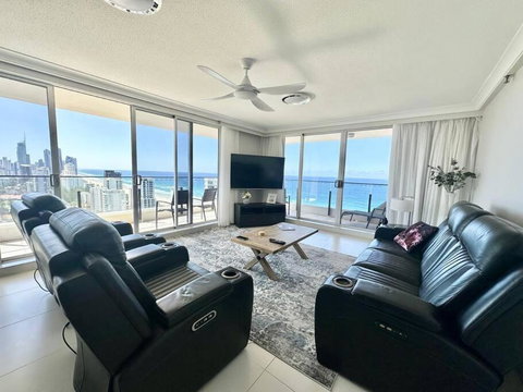 Beach Haven, 28th Floor Ocean Views - Sunshine Coast Tourism 0