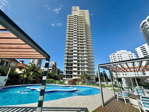 Beach Haven, 28th Floor Ocean Views - Sunshine Coast Tourism 3