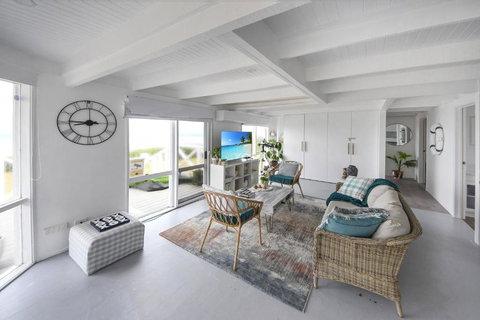 Beach Haven - Sunshine Coast Tourism 3