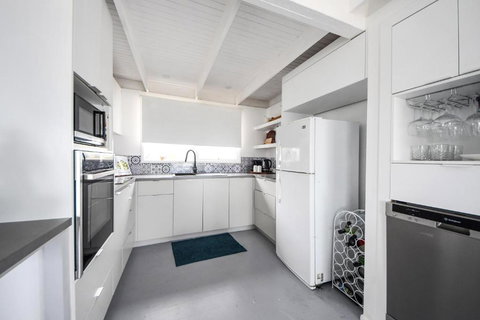 Beach Haven - Sunshine Coast Tourism 4