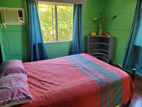 Beach Retreat - Sunshine Coast Tourism 4