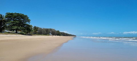 Beach Retreat - Sunshine Coast Tourism 1