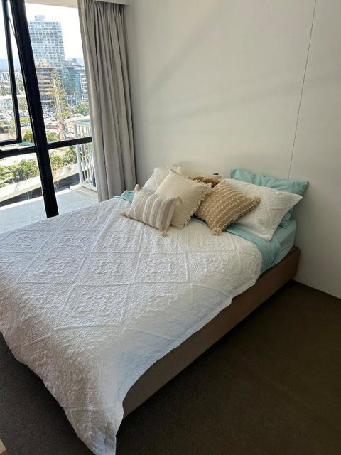 Beach Side - Sunshine Coast Tourism 3