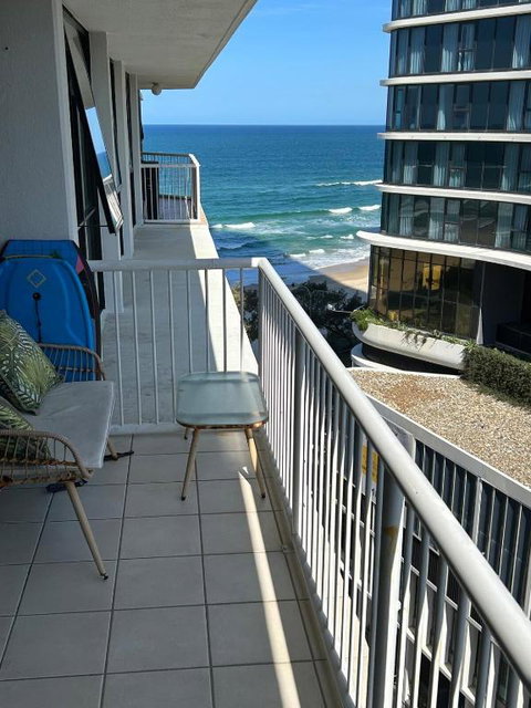 Beach Side - Sunshine Coast Tourism 4