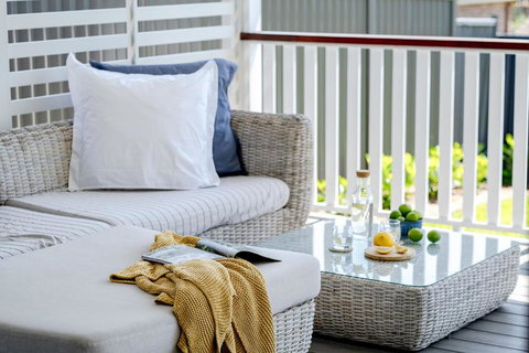 Beached At Mollymook - Sunshine Coast Tourism 2