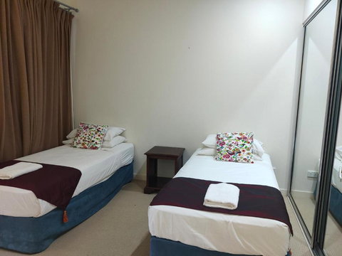 Beachfront Beauty! - Sunshine Coast Tourism 3