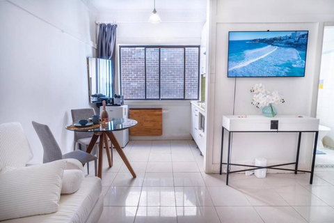 Beachfront Escape Studio - Sunshine Coast Tourism 1