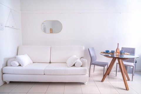 Beachfront Escape Studio - Sunshine Coast Tourism 4