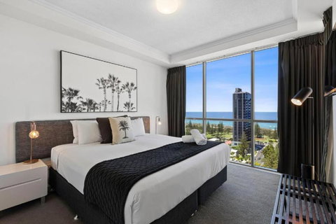 Beachfront Ocean Oasis Escape - Sunshine Coast Tourism 0