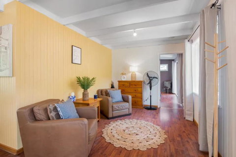 BeachMore Escape By Ready Set Stay - BYO Linen And Towels - Sunshine Coast Tourism 1