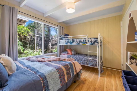 BeachMore Escape By Ready Set Stay - BYO Linen And Towels - Sunshine Coast Tourism 4