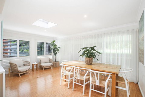 Beachside Bliss - Sunshine Coast Tourism 4