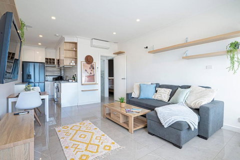 Beachside Buena Vista - Sunshine Coast Tourism 1