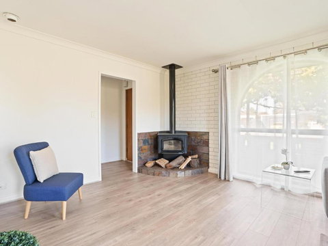 Beachside Escape In Seaford - Sunshine Coast Tourism 1