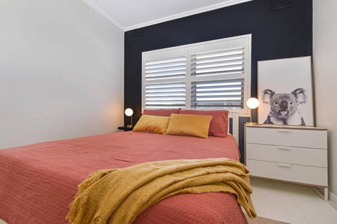 Beachy Keen In Gorgeous Henley Beach - Sunshine Coast Tourism 1