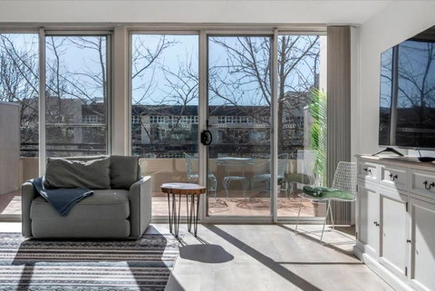 Beautiful 3 Bedroom Townhouse Located In Dickson - Sunshine Coast Tourism 4