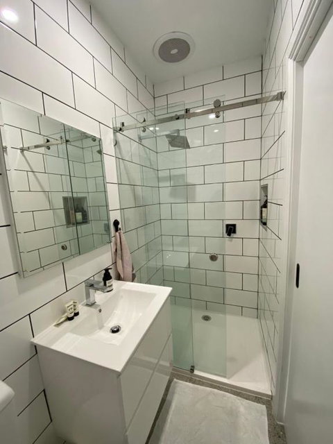 Beautiful Guesthouse In Monbulk - Sunshine Coast Tourism 1