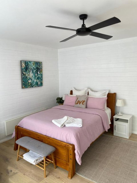 Beautiful Guesthouse In Monbulk - Sunshine Coast Tourism 0