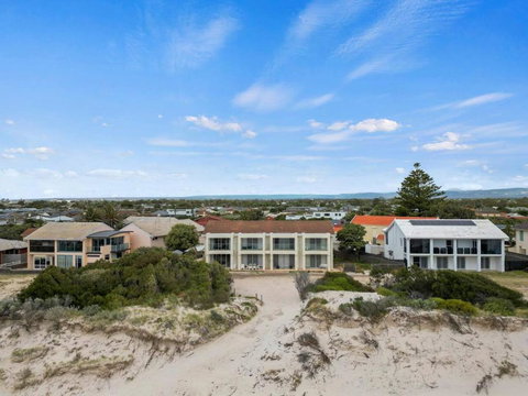 Beachside Beauty - Iconic Beachfront Panorama - Sunshine Coast Tourism 2