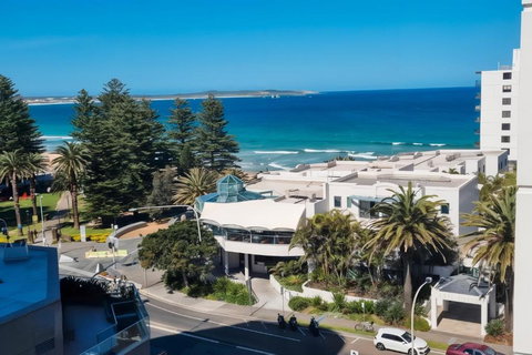 Beachfront Cronulla Getaway With Ocean Views & Spa - Sunshine Coast Tourism 0