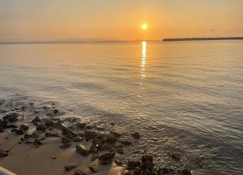 Beach Shack! - Sunshine Coast Tourism 0