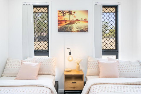 Bellbird Park 3 Bedroom Oasis - Sunshine Coast Tourism 0