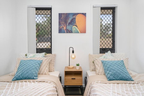 Bellbird Park 3 Bedroom Oasis - Sunshine Coast Tourism 1