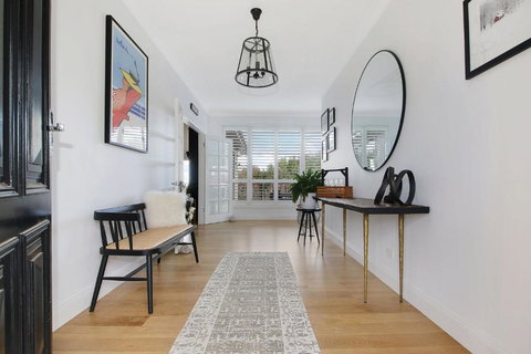 Beechworth Views From The Hill - Sunshine Coast Tourism 1