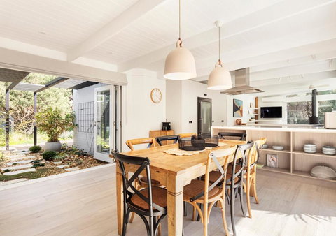 Belini - Sunshine Coast Tourism 2