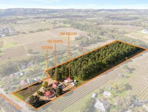 Bella Cosa - Sunshine Coast Tourism 1