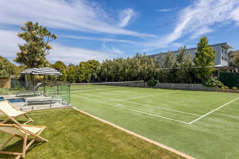 Bellaluca Hamptons - Sunshine Coast Tourism 3