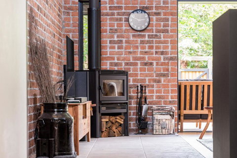 Belongil Laneway - Sunshine Coast Tourism 2