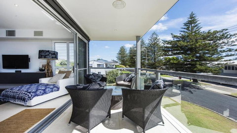 Belvedere Luxury Apartment 2 - Sunshine Coast Tourism 3