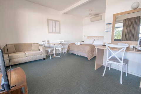 Bermagui Motor Inn - Sunshine Coast Tourism 1