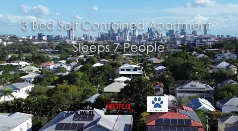 Best Value With City View Sleeps 7 - Sunshine Coast Tourism 4