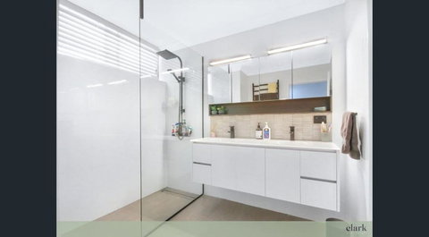 Best Value With City View Sleeps 7 - Sunshine Coast Tourism 2