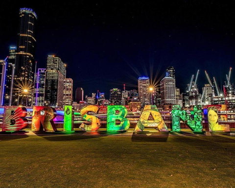 Best Value With City View Sleeps 7 - Sunshine Coast Tourism 1