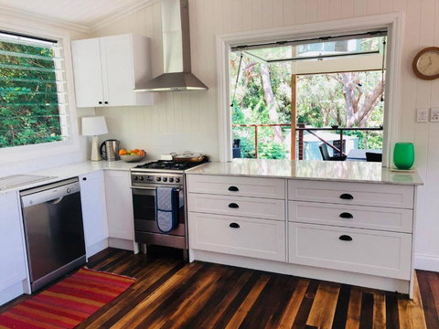 Billa Bush Cottage - Sunshine Coast Tourism 3