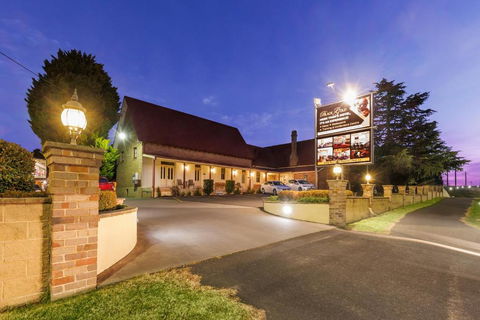 Black Gold Motel - Holiday Sunshine Coast 0