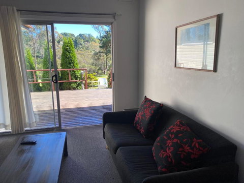 Blackheath Holiday Cabins - Sunshine Coast Tourism 2