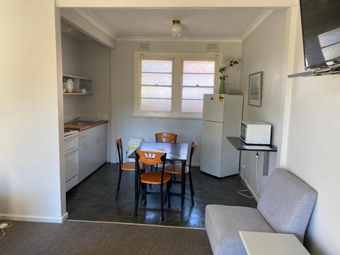 Blackheath Holiday Cabins - Sunshine Coast Tourism 1