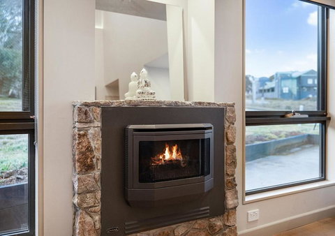 Blackout - Sunshine Coast Tourism 4