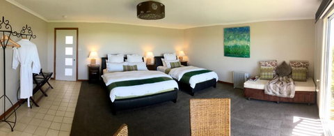 Cable Station Accommodation - Sunshine Coast Tourism 3